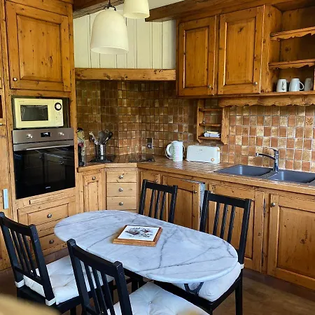 103m2 Pres De Megeve, 2 Chambres, Grand Garage, Tennis En Ete