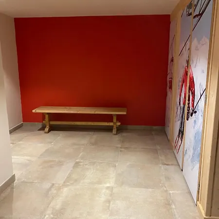 103m2 Pres De Megeve, 2 Chambres, Grand Garage, Tennis En Ete