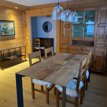 Apartment 103m2 Pres De Megeve, 2 Chambres, Grand Garage, Tennis En Ete