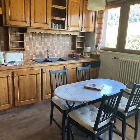 103m2 Pres De Megeve, 2 Chambres, Grand Garage, Tennis En Ete * Demi-Quartier